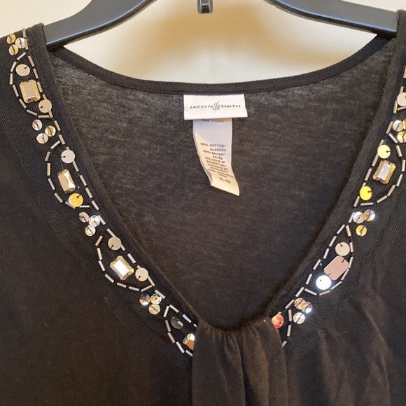 Sleeveless Black Top with Sequins around the V/Neck Line XL NWT - Picture 4 of 6